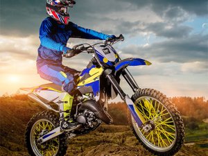 Dirt 3 Racing Bikes Arcade